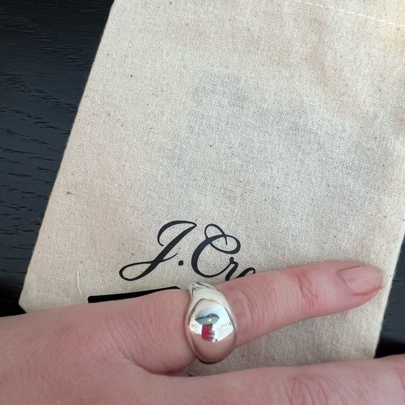 NEW J. Crew Sculptured Orb Silver Mirror Ring Size 5 - Picture 6 of 15